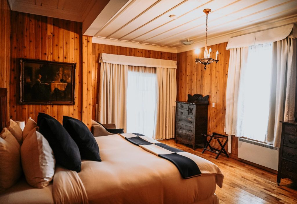 Cullen House Large Apartment
